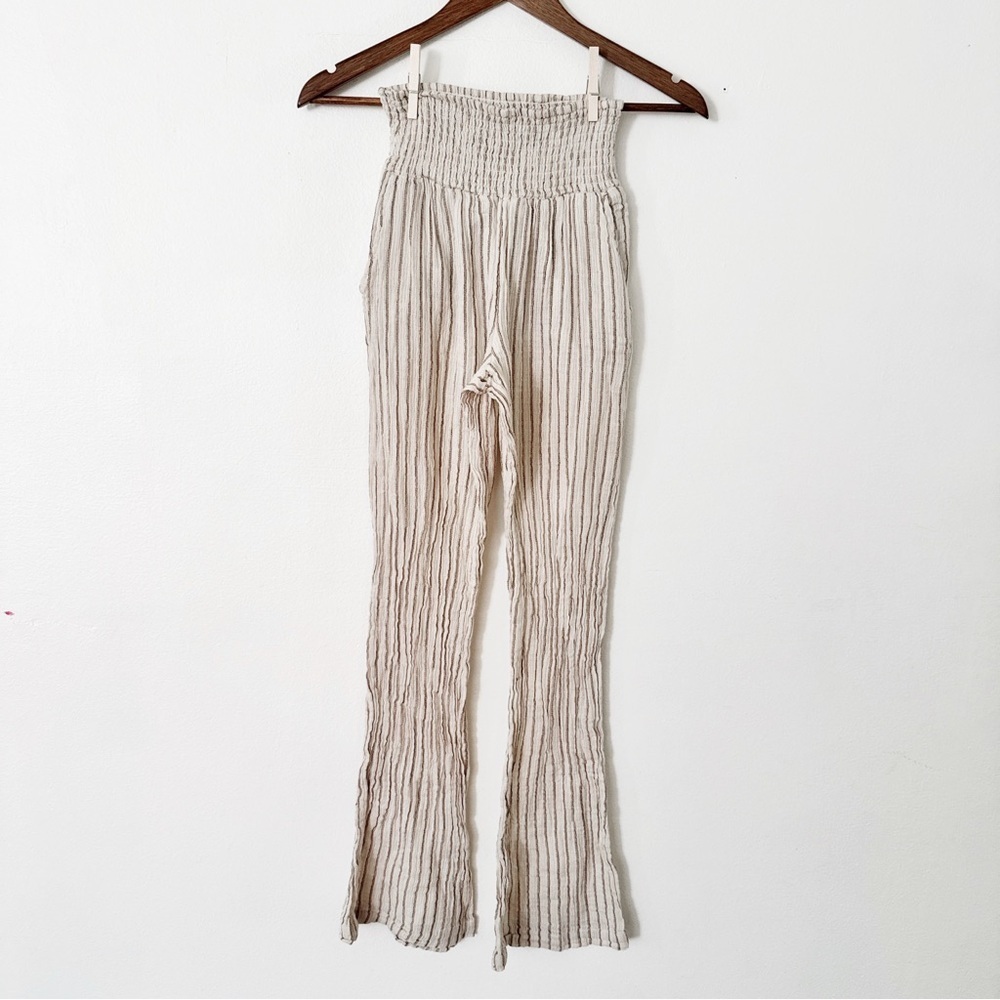 Billabong muslin lightweight flare pants small